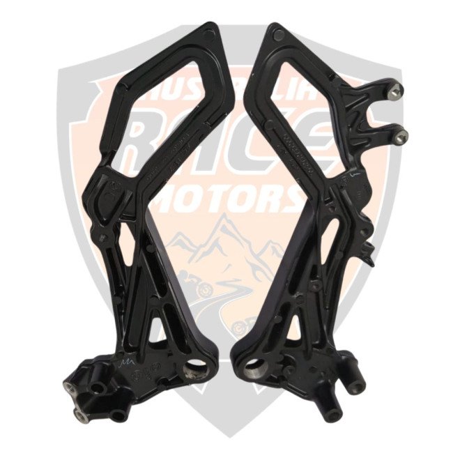Holder Step Set RC 125 RC 200 RC 390