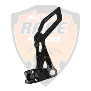 Holder Step Front LH