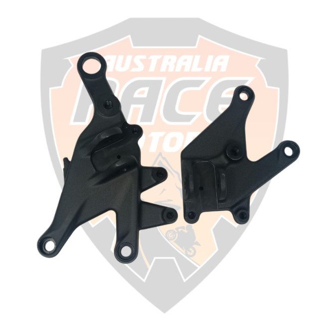 Holder Step RH+LH Black Matt For Ktm Duke 390