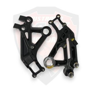 Set Front Holder Step Black (LH & RH)