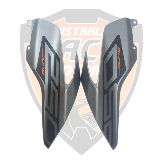 Tank Cover Silver & Decal RH+LH Duke 250